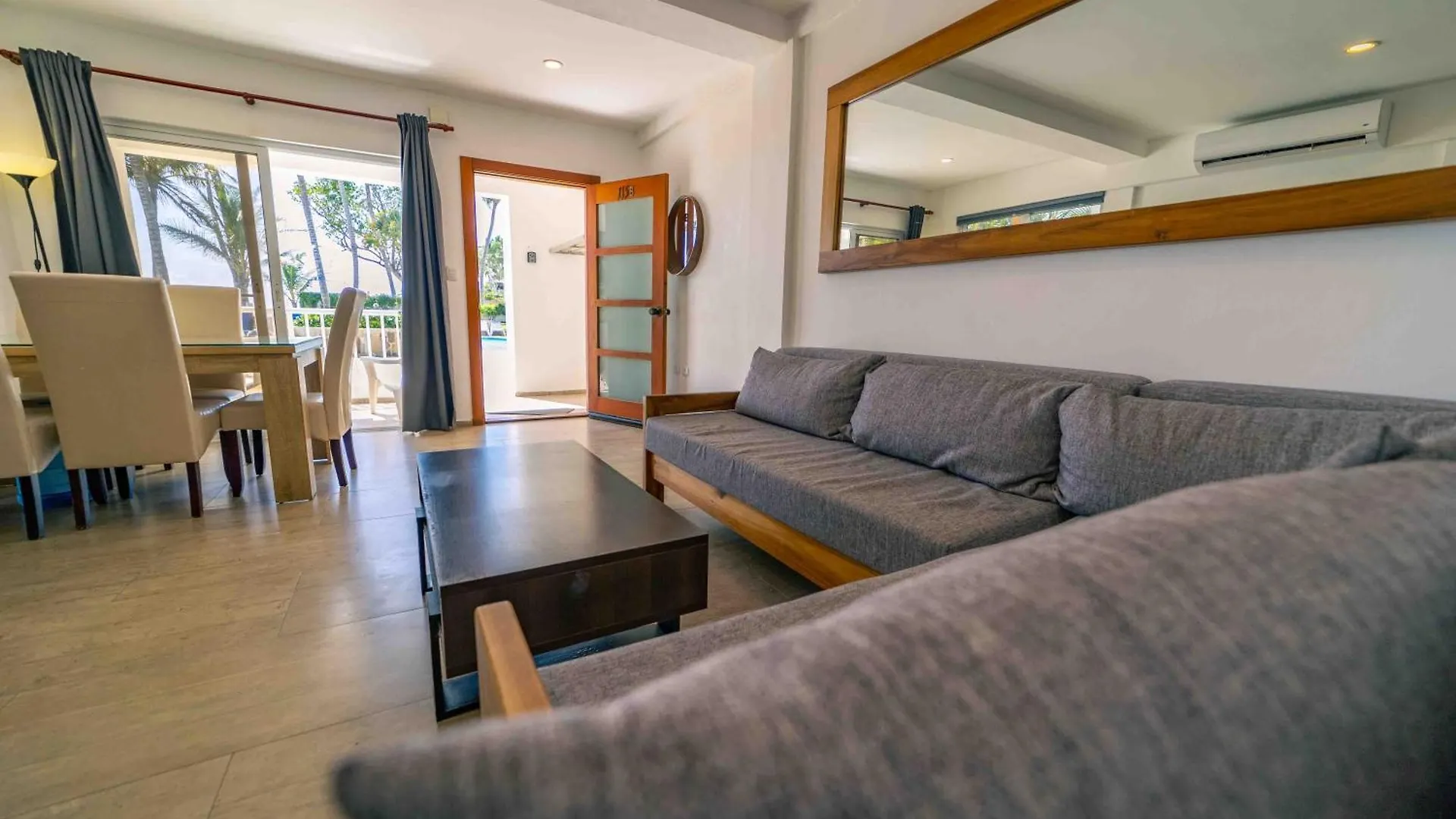 Kite Beach Oceanfront 1St Row Two Bedrooms And Patio Cabarete 0*,  Dominican Republic